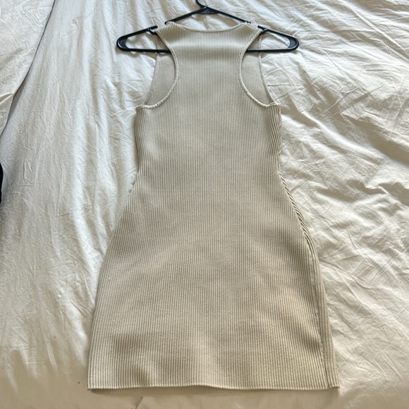 Babaton Sculpt Dress - Picture 6 of 6